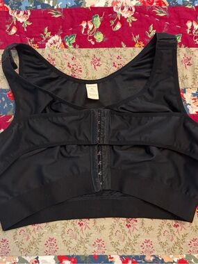 Post-surgical Black Front-Closure Wireless Comfort Bra & Breast Compression Band
